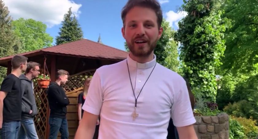Parafianie z kościoła Ducha Świętego w Szczecinku pożegnają o. Tymka