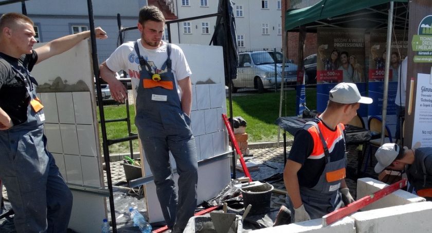 Uczniowie w Szczecinku już wybrali szkoły. Po tych kierunkach znajdą pracę?