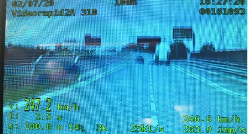 Jak dostać 2500 zł mandatu? Wystarczy jechać obwodnicą Szczecinka prawie 250 km/h
