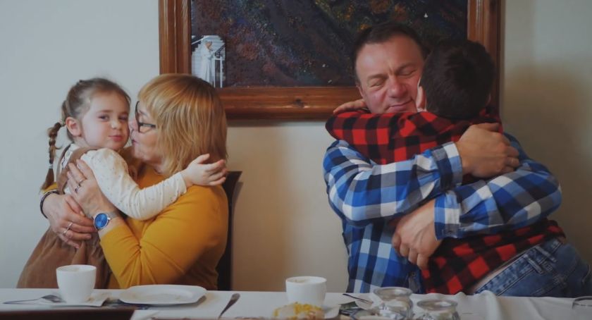„Babcia i dziadek”, czyli muzyczna niespodzianka od ekipy Rockozaura