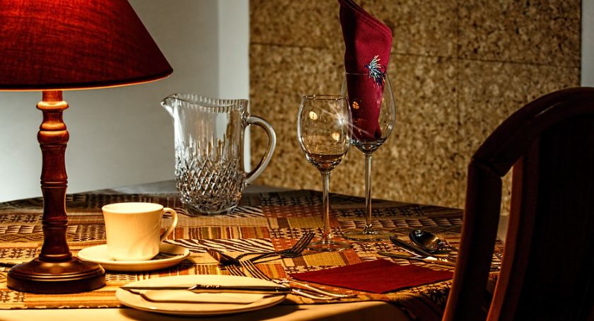 Miasto chce pomóc restauratorom. Zapłacą mniej za zezwolenie