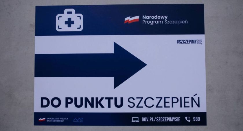 Pieniądze, auta i elektryczne hulajnogi. Rusza loteria szczepionkowa/PAP