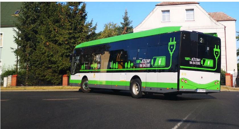 Kierowcy na urlopach, autobusy nie jeżdżą