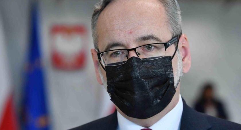 Minister Zdrowia: Nowe obostrzenia tylko dla niezaszczepionych/PAP