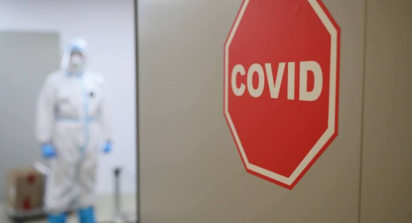 Ministerstwo Zdrowia: są nowe zalecenia co do farmakoterapii w COVID-19/PAP