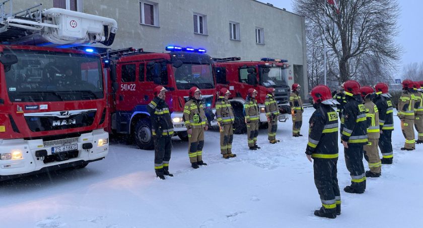 Szczecineccy strażacy uczcili tragicznie zmarłych druhów z OSP Czernikowo / fot. KPPSP Szczecinek