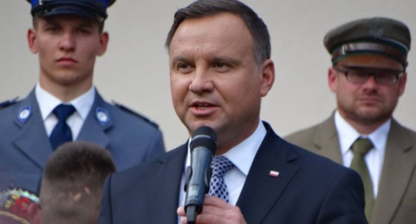 Lex TVN. Posłowie ze Szczecinka komentują weto prezydenta/Temat Szczecinecki