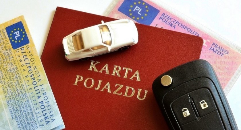 Przerejestrowujesz pojazd? Musisz dostarczyć „stare tablice”