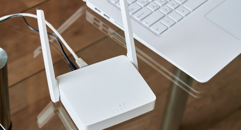 Jak wzmocnić sygnał Wi-Fi routera? / fot. www.freepik.com