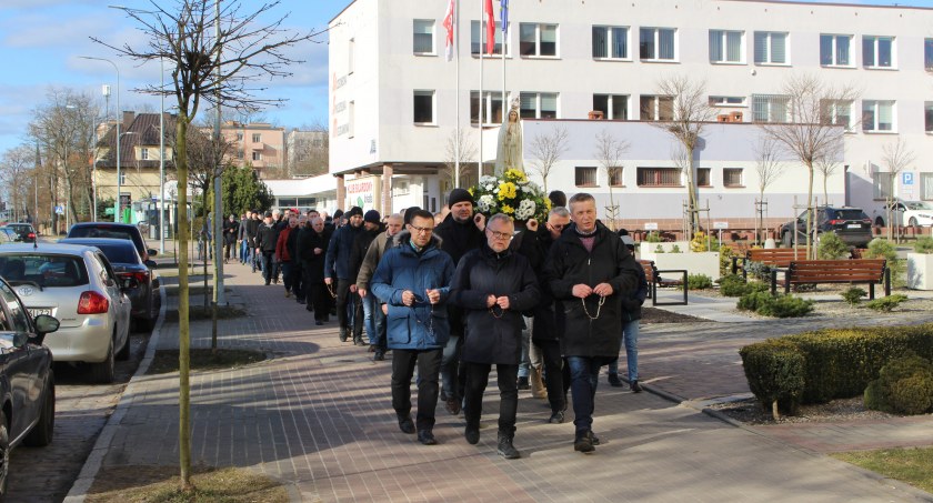 Męski różaniec na ulicach Szczecinka