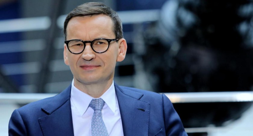 Premier przyjmie czwartą dawkę szczepionki: Covid-19 może wrócić jesienią