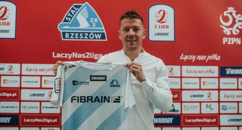 Zdjęcie: Poczobut popisał się ładną asystą w meczu Fortuna I ligi / fot. Stal Rzeszów