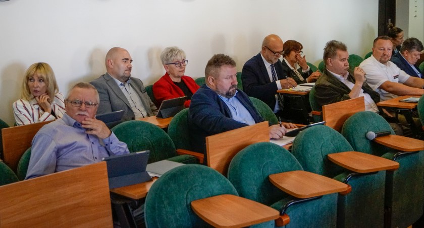 zdjęcie: Sesja Rady Powiatu Szczecineckiego