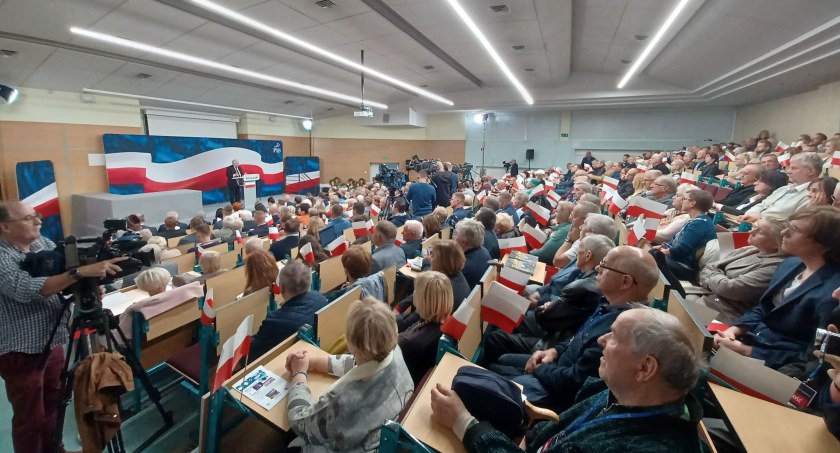 zdjęcie: Spotkanie z Jarosławem Kaczyńskim w Koszalinie