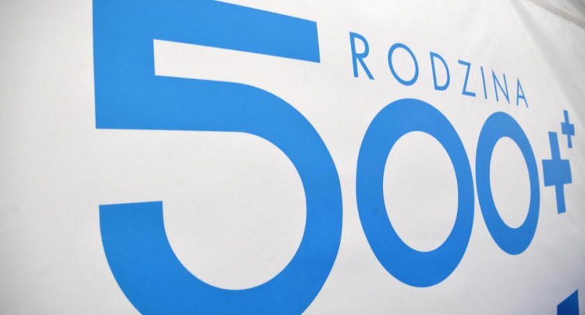 Zdjęcie: Co z programem 500 plus? Premier zabrał głos