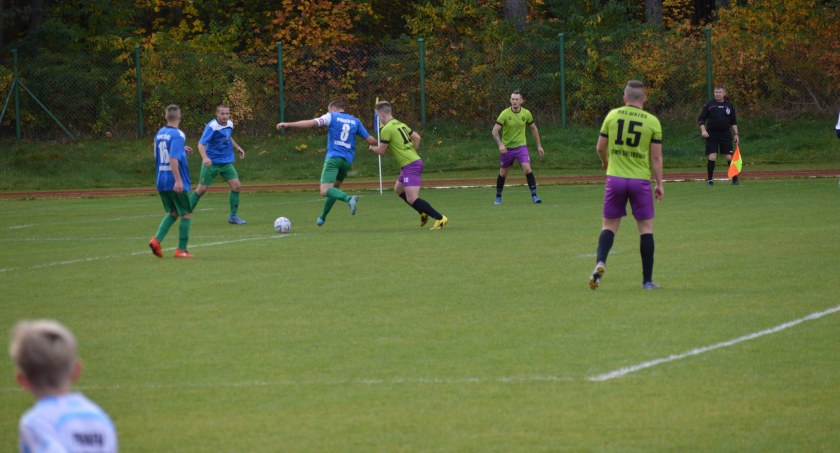 zdjecie: Derby Bornego Sulinowa: Pionier 95 - MKS Wrzos