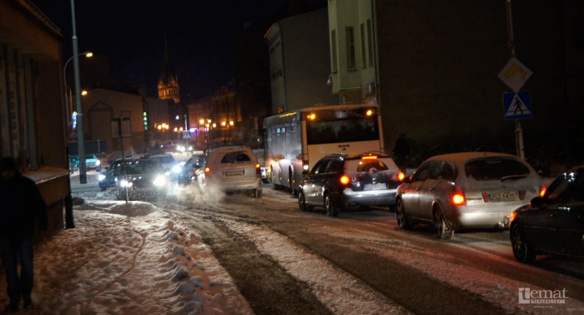 zdjęcie: Szczecinek, zima 2017. Lepiej przygotować się powrót takich obrazków