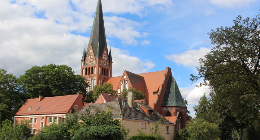 zdjęcie: kościół pw. Narodzenia Najświętszej Maryi Panny w Szczecinku