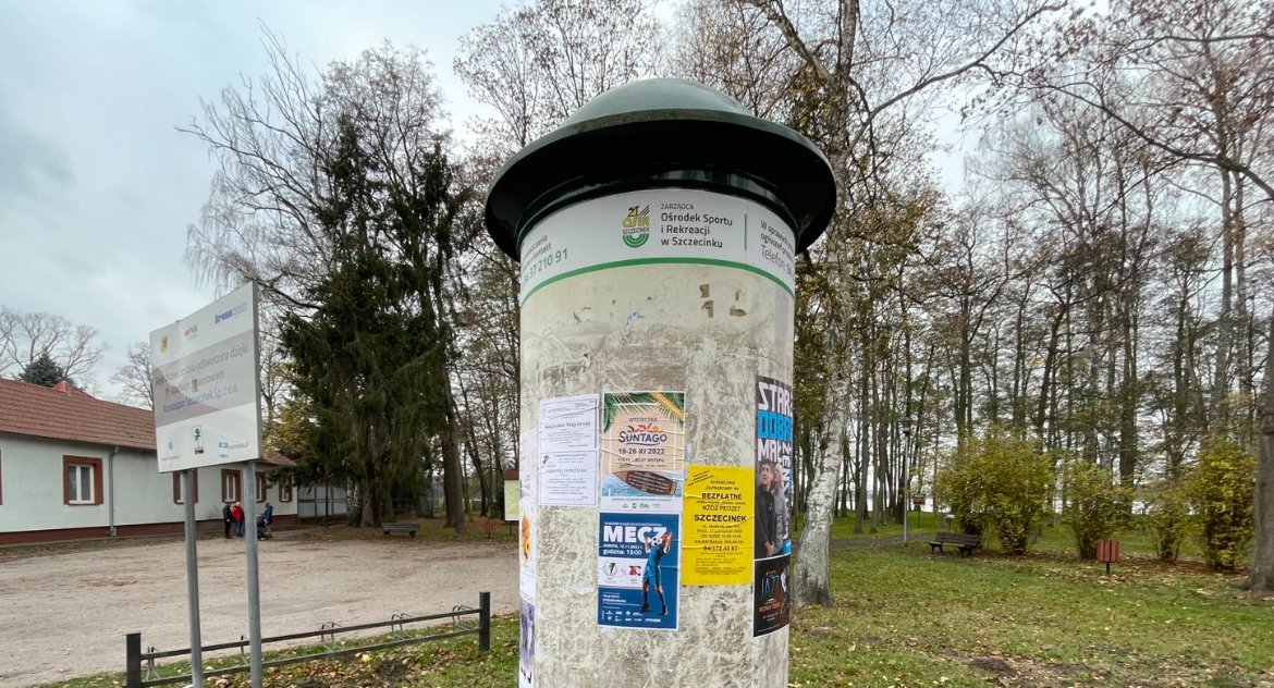zdjęcie: Słup ogłoszeniowy w Szczecinku
