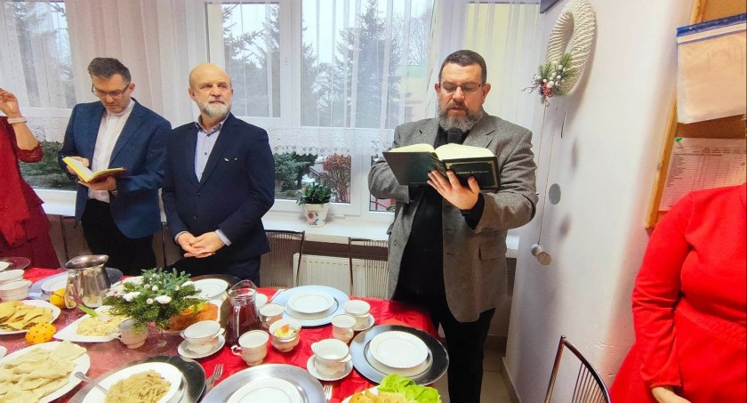 Zdjęcie: Spotkanie wigilijne w Specjalnym Ośrodku Szkolno-Wychowawczym