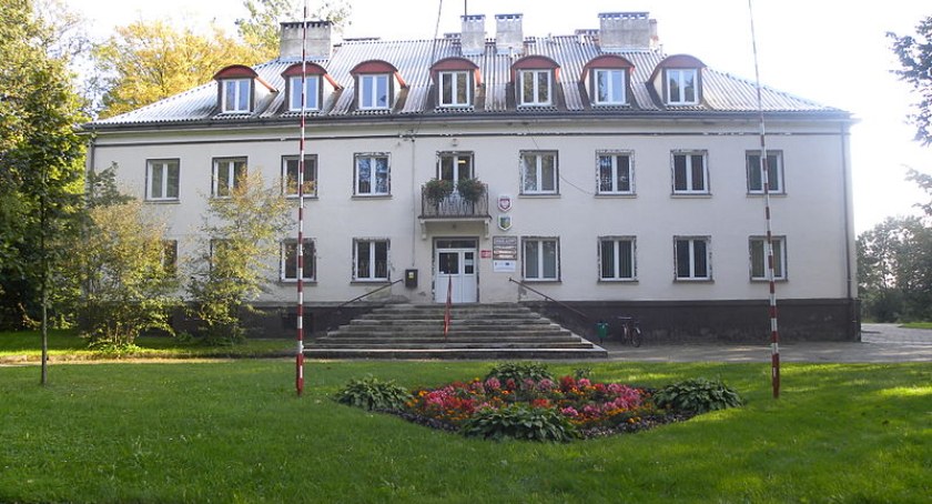 UG Grzmiąca / Boroboro2 / CC BY-SA 3.0
