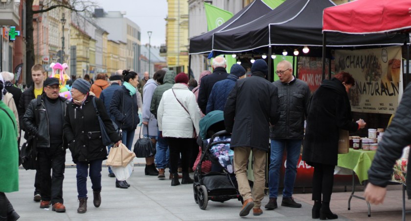 Zdjęcie: Jarmark Wielkanocny w Szczecinku wystartował 1 kwietnia