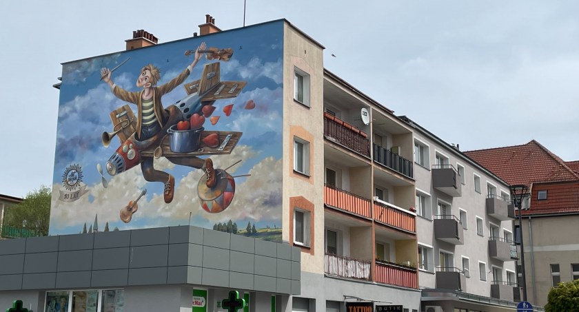 Zdjęcie: Kolejny mural powstał przu ul. Bartoszewskiego / fot. P. Witczuk