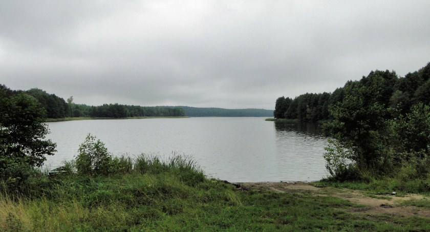 zdjęcie: jezioro Pile / Wiki / Kapitel - Praca własna