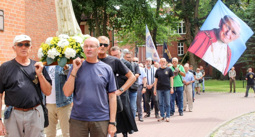 zdjęcie: Męski Różaniec w Szczecinku, lipiec 2023