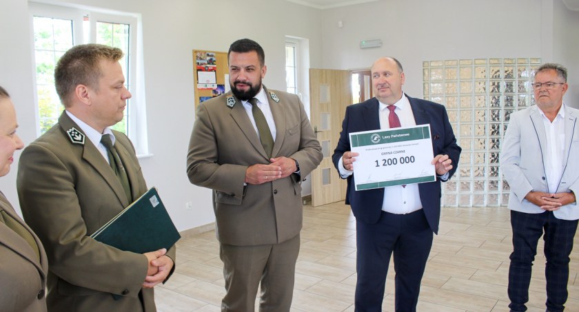 Nasze lasy, Leśnicy razem samorządem pieniądze remont kolejnej drogi - zdjęcie, fotografia