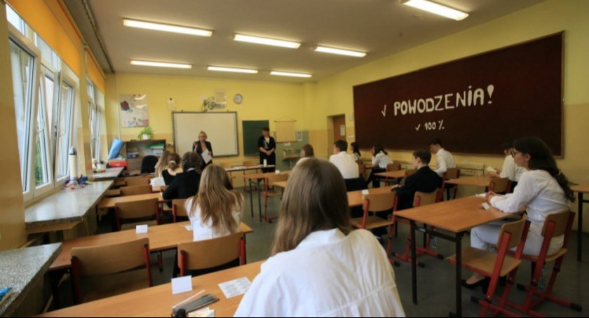 zdjęcie: egzamin ósmoklasisty