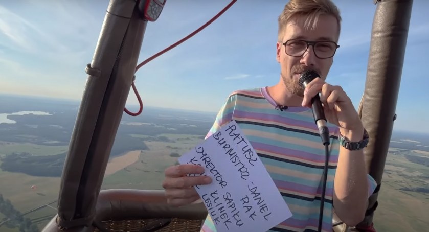 zdjęcie: Mikser w balonie nad Szczecinkiem / fot: YouTube