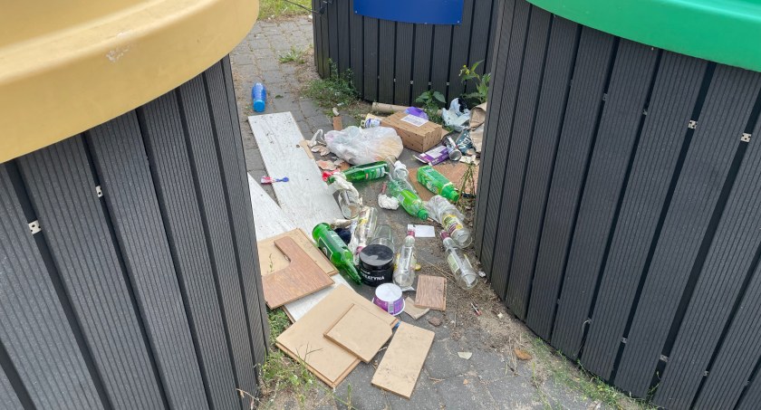 Zdjęcie: śmietnik przy ul. Lipowej