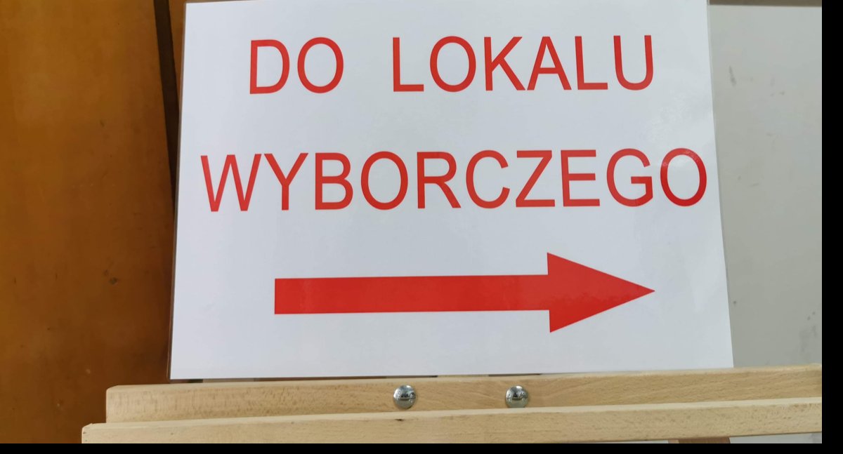 zdjęcie: Głosowanie w lokalu wyborczym