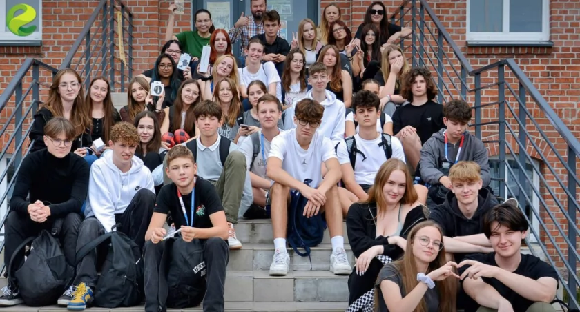 Powiat, Znaleźli mordercę dziewczyny działali zespołowo - zdjęcie, fotografia