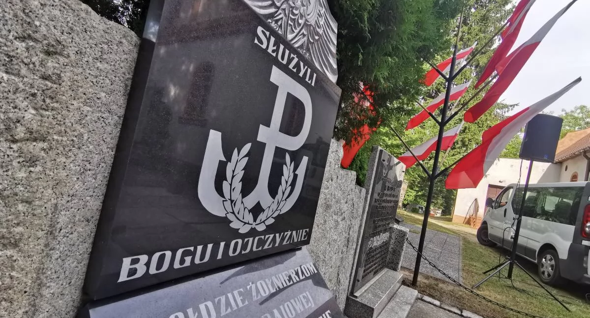 Imprezy, Rocznica Powstania Zaproszenie uroczystości - zdjęcie, fotografia