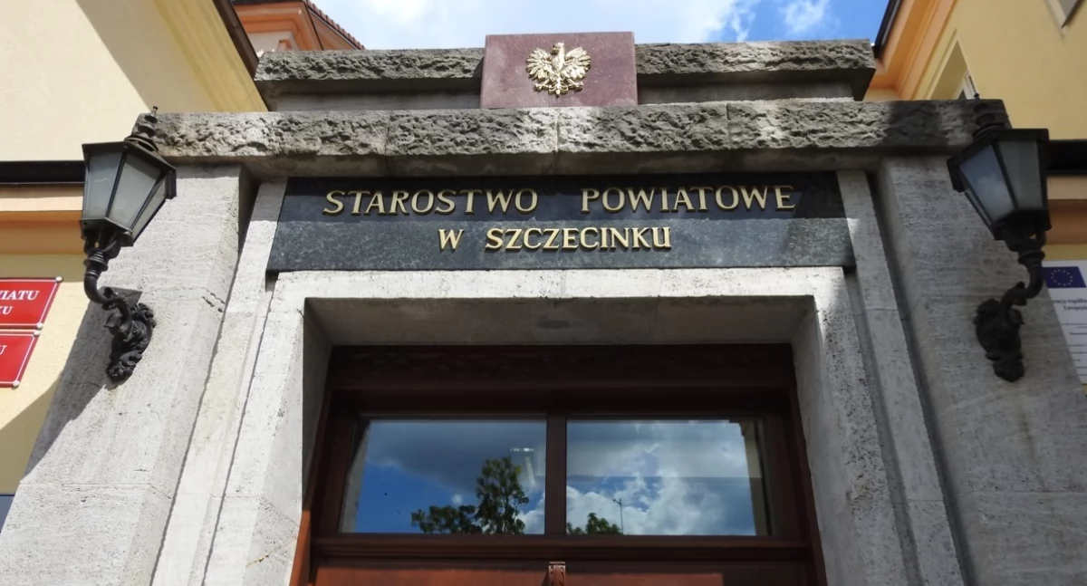 Ogłoszenia urzędowe, Wyciąg ogłoszenia przetargu Biały - zdjęcie, fotografia