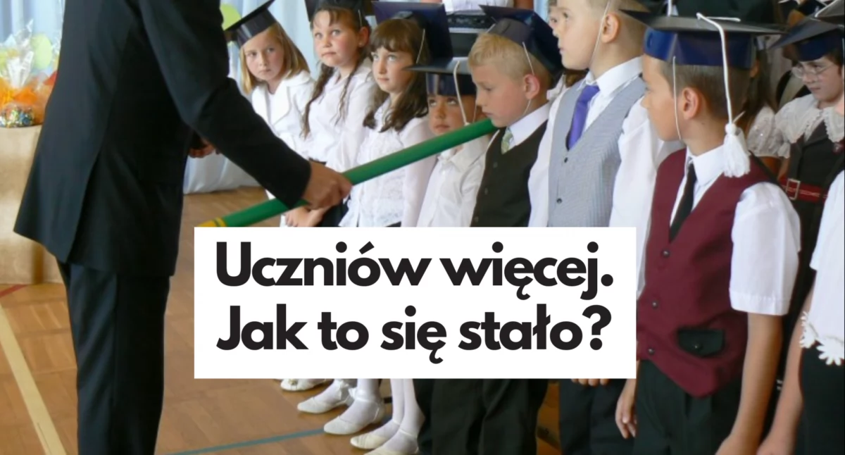 Zdjęcie: pasowanie na uczniów / Temat archiwum