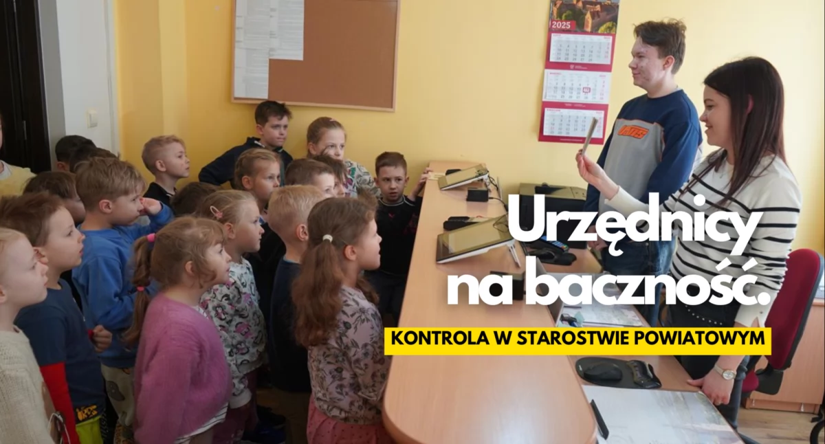 Dzieci i młodzież, Przedszkolaki urzędowych stanowiskach „Rybki” kontroli starostwie - zdjęcie, fotografia