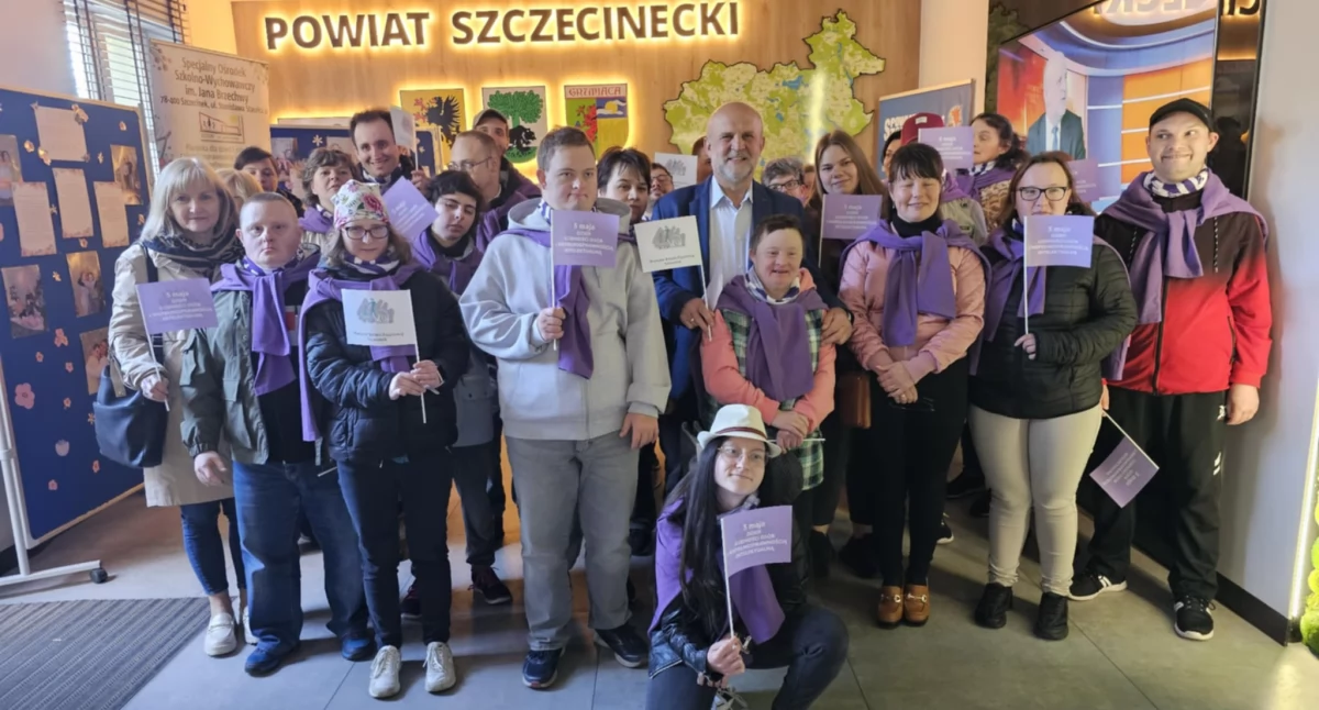 Aktualności, „Atut” wizytą starosty Było sprawach ważnych codziennych - zdjęcie, fotografia
