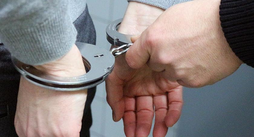 Ochroniarze zatrzymali pijaka za kółkiem