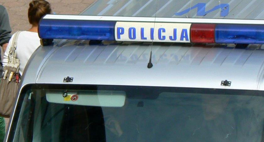 Miał obnażać się w klatce schodowej. Obywatelskie zatrzymanie na Zachodzie