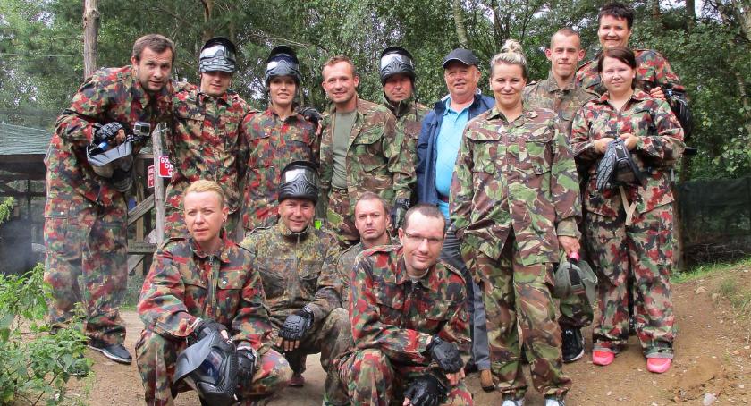 Niesłyszący grali w paintball