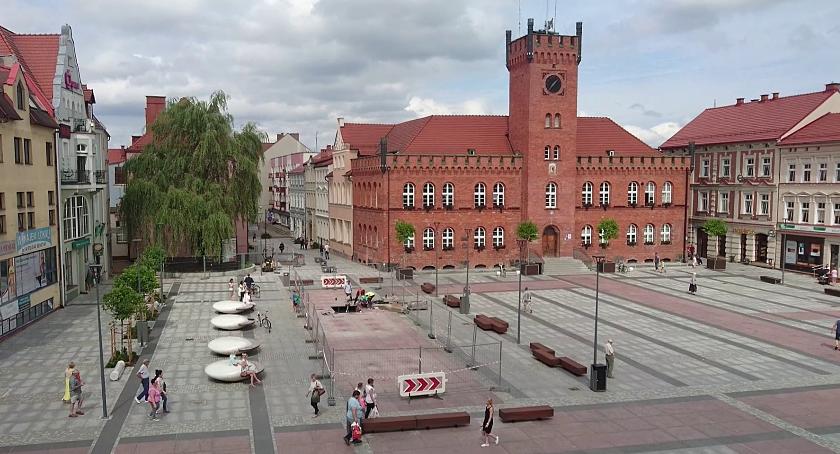 Bez ścieżek rowerowych na placu Wolności będzie bezpieczniej