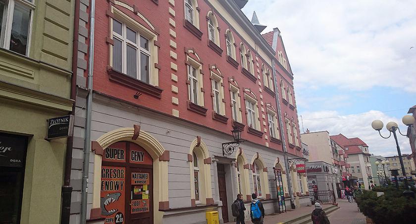 Organizacje przeniosą się do byłego gimnazjum. Budynek po Szok - na sprzedaż