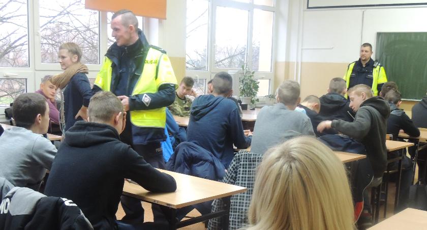 Policjanci w OHP. O zagrożeniach i profilaktyce