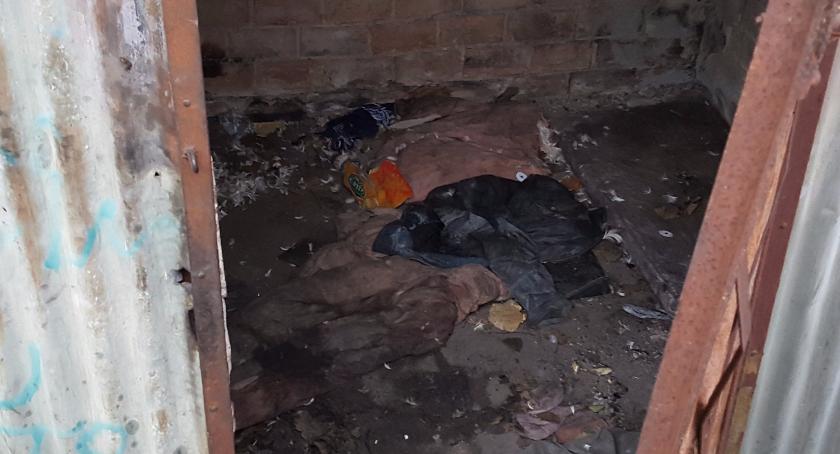 Bezdomni zamiast spać w altankach, będą mogli się ogrzać