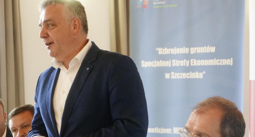 Oskarżony wiceburmistrz Daniel Rak. Akt oskarżenia jest już w sądzie