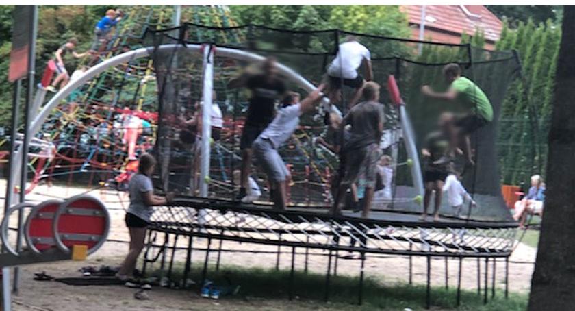 Trampolinowe szaleństwo, którego nikt nie kontroluje