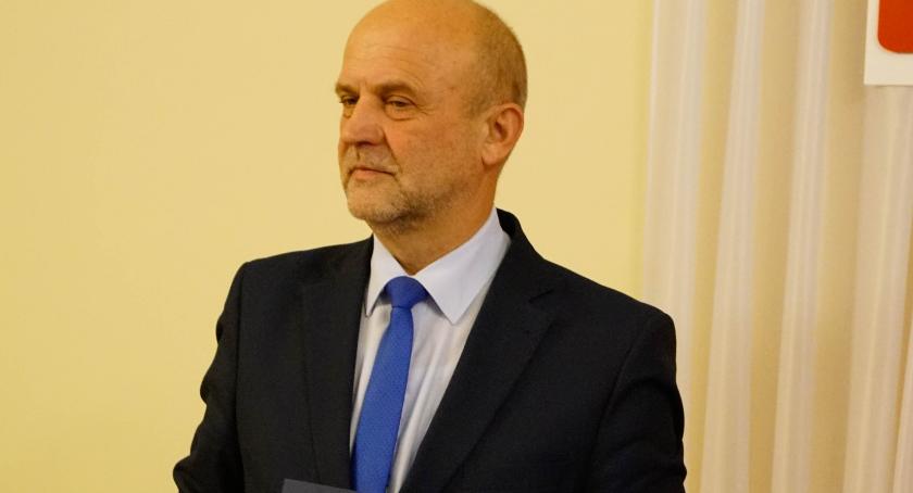 Ile będzie zarabiał starosta?